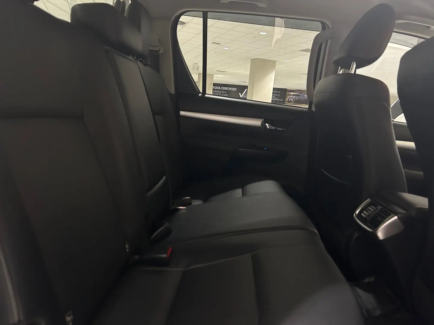2021 Toyota Hilux Gallery Image 14