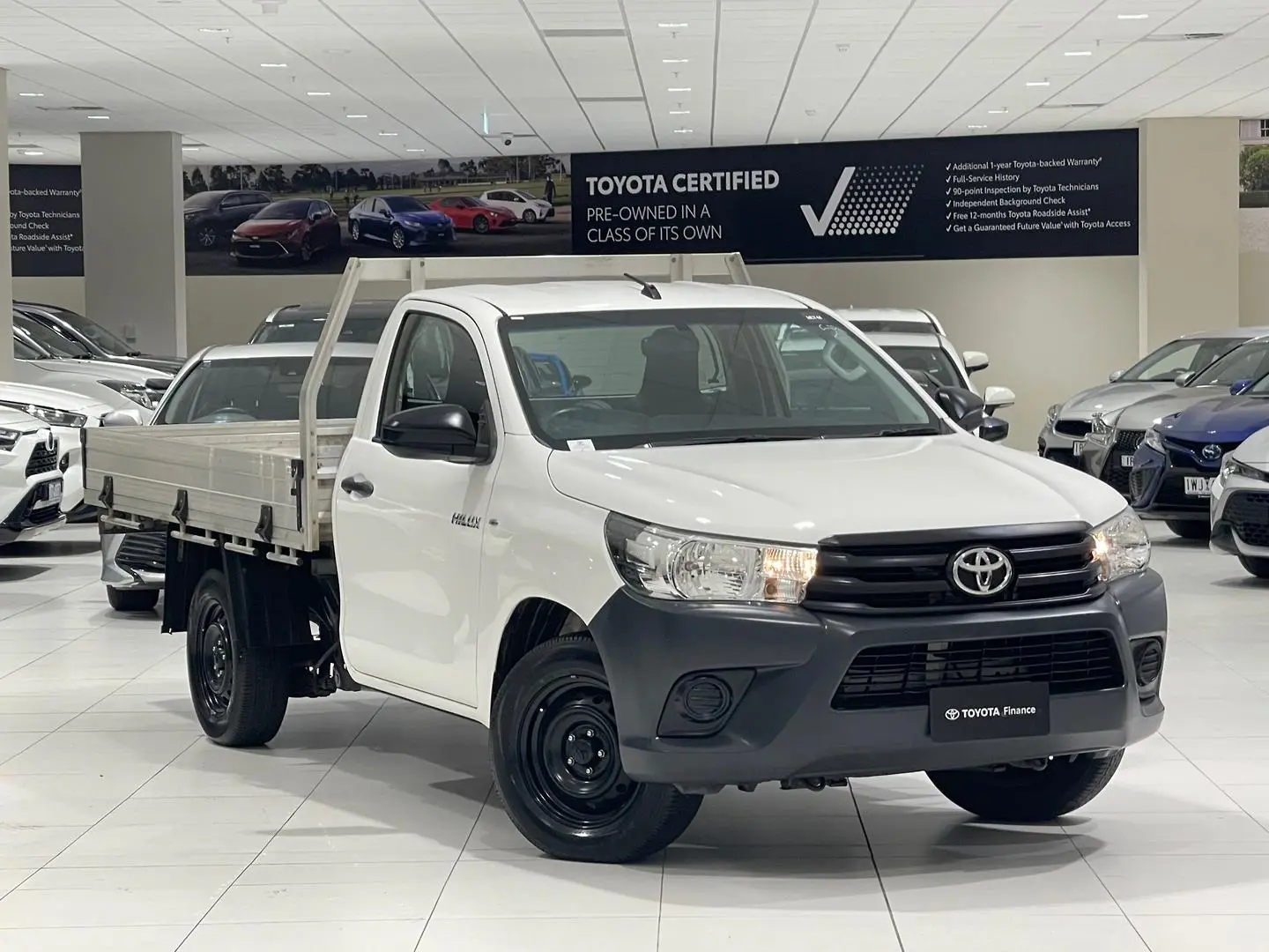 2019 Toyota Hilux Image 1