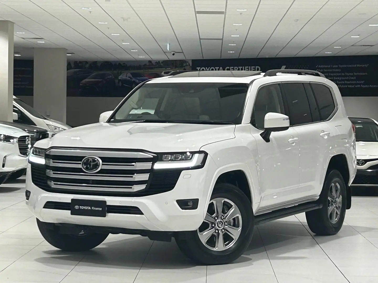 2022 Toyota Landcruiser Gallery Image 5