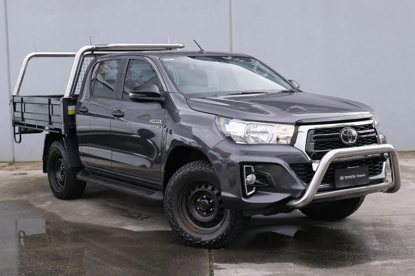 2019 Toyota Hilux Gallery Image 1