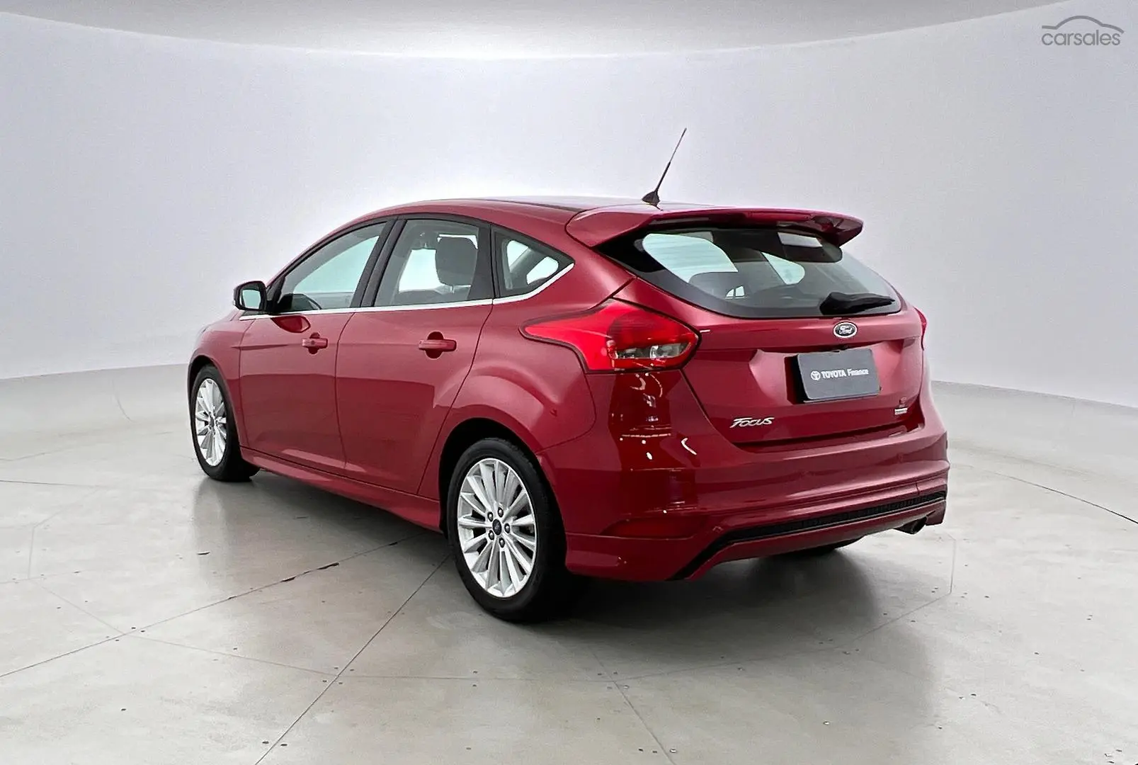 2018 Ford Focus Image 9