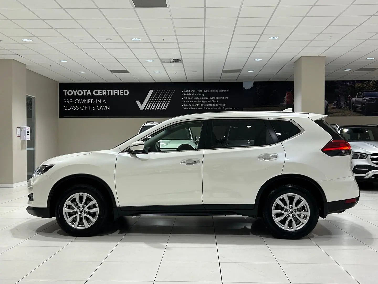 2020 Nissan X-TRAIL Gallery Image 6