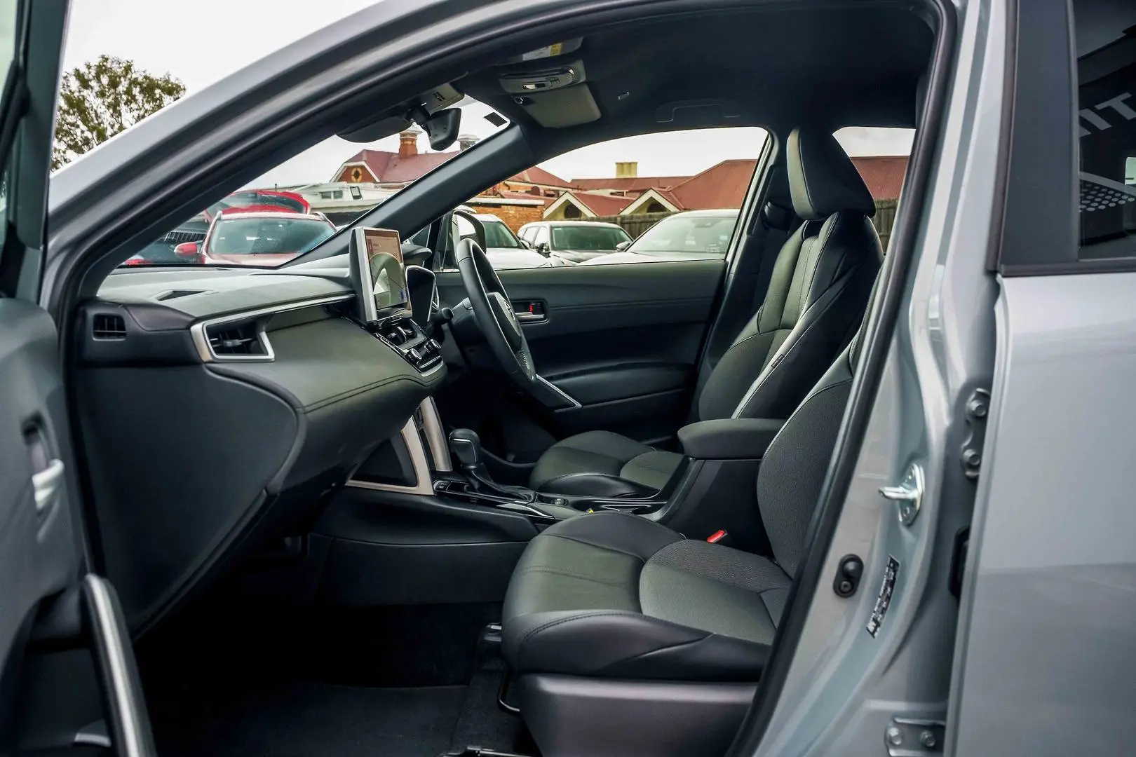 2024 Toyota Corolla Cross Gallery Image 9