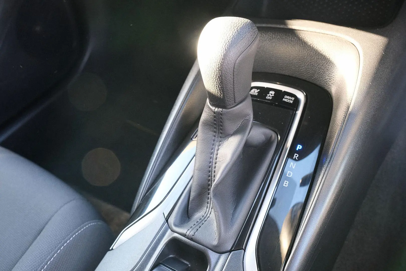 2020 Toyota Corolla Gallery Image 17