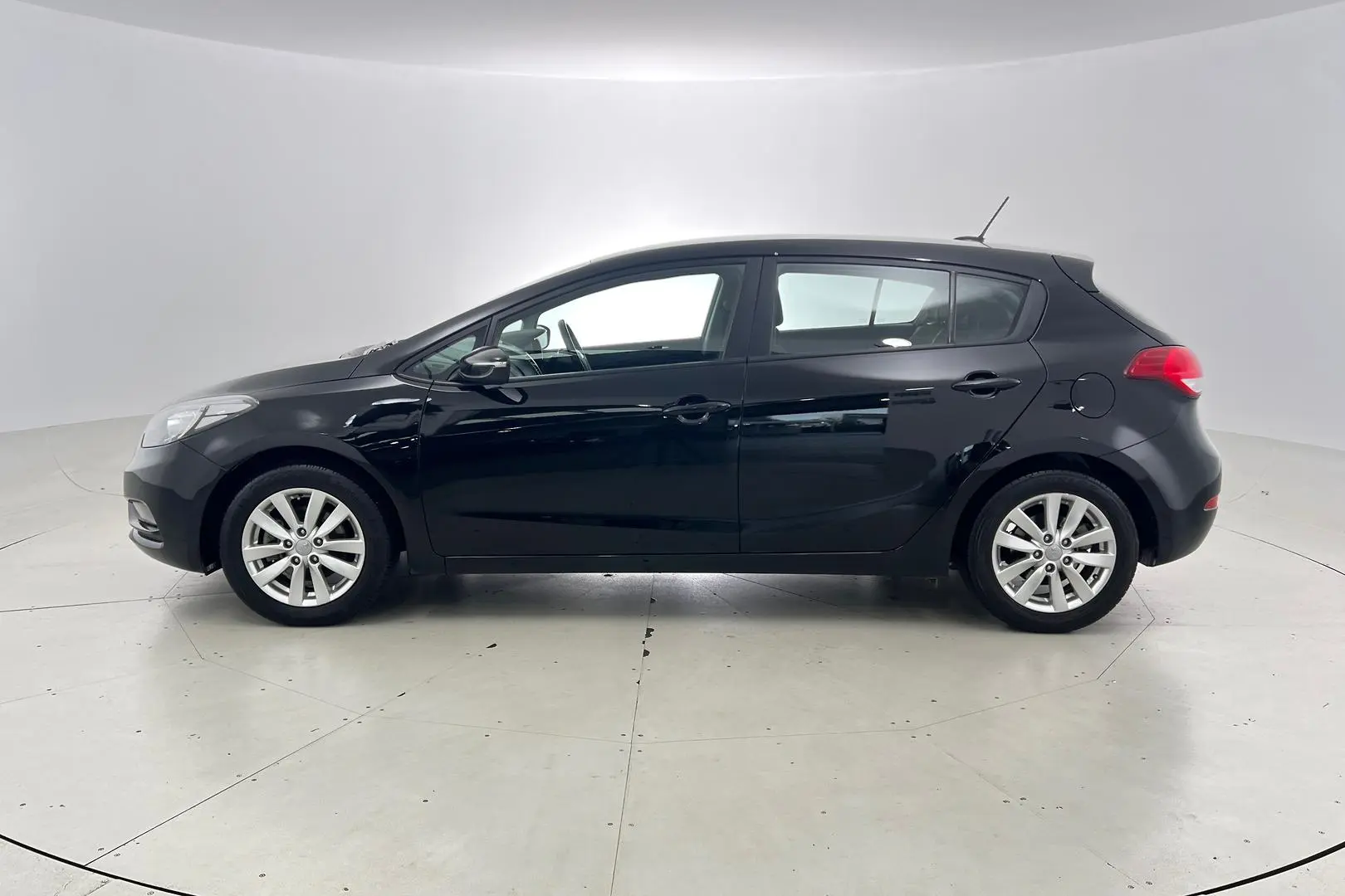 2016 Kia Cerato Gallery Image 10