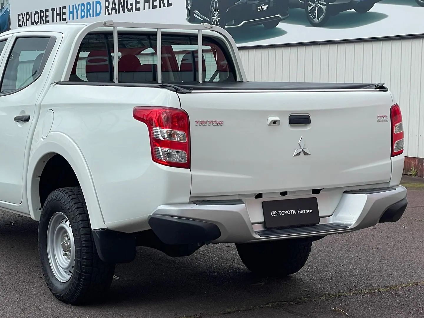 2018 Mitsubishi Triton Gallery Image 8