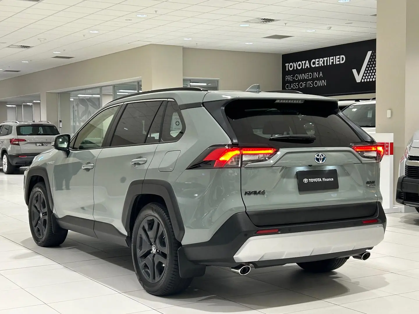 2024 Toyota RAV4 Gallery Image 8
