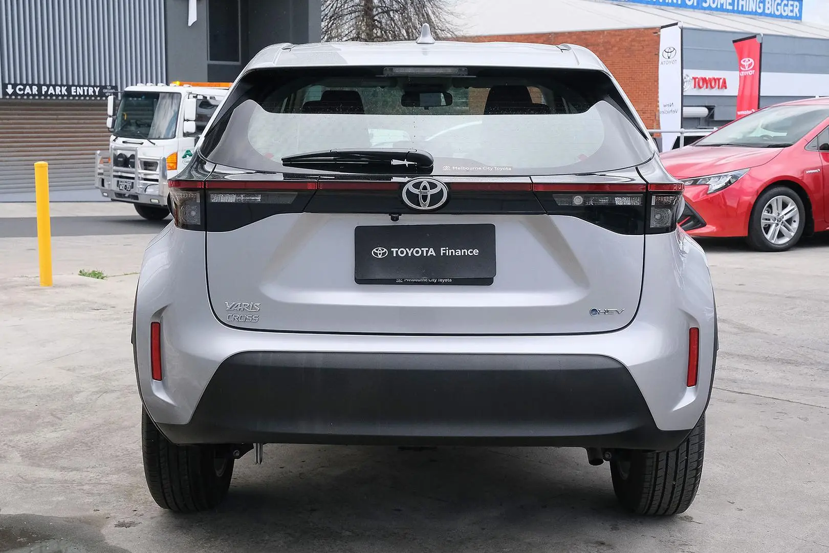 2024 Toyota Yaris Cross Gallery Image 4