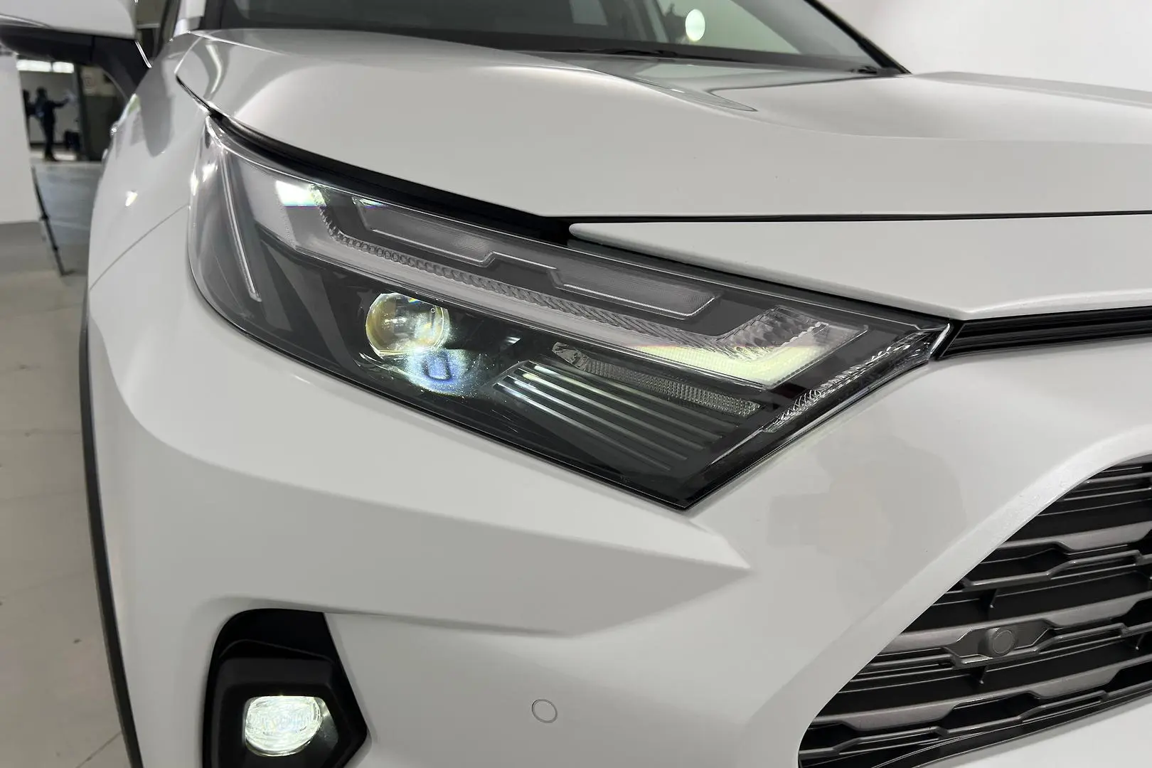 2024 Toyota RAV4 Gallery Image 22