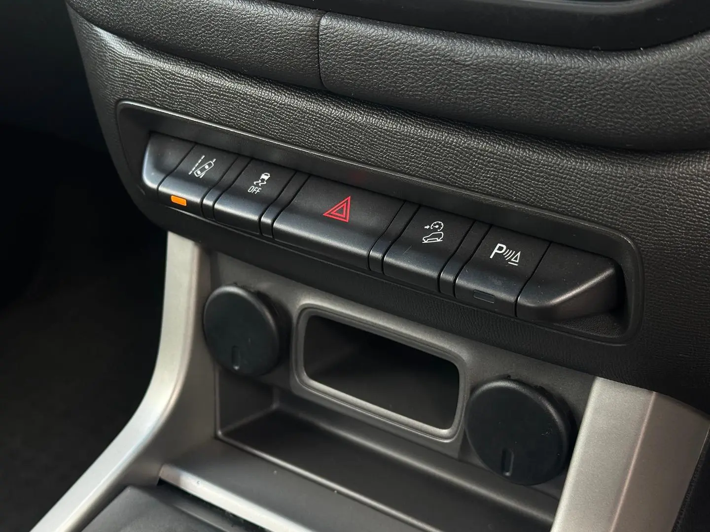 2017 Holden Colorado Gallery Image 15