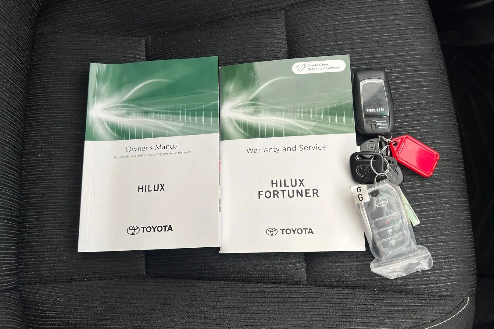 2024 Toyota Hilux Gallery Image 21
