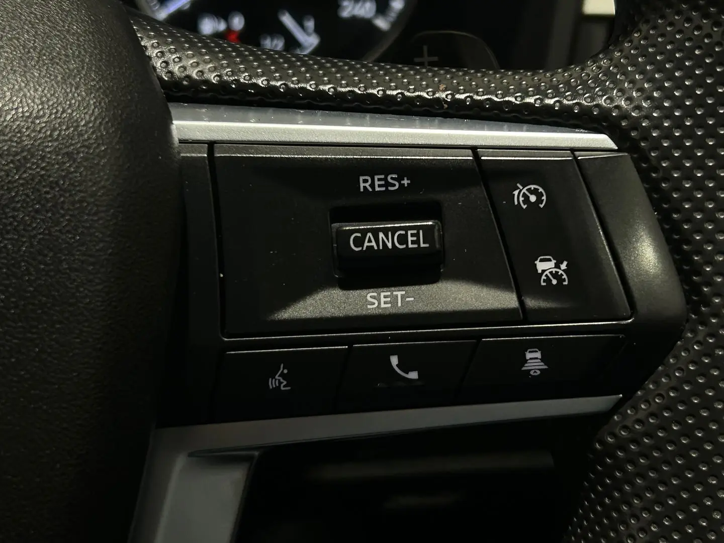 2022 Mitsubishi Outlander Gallery Image 24