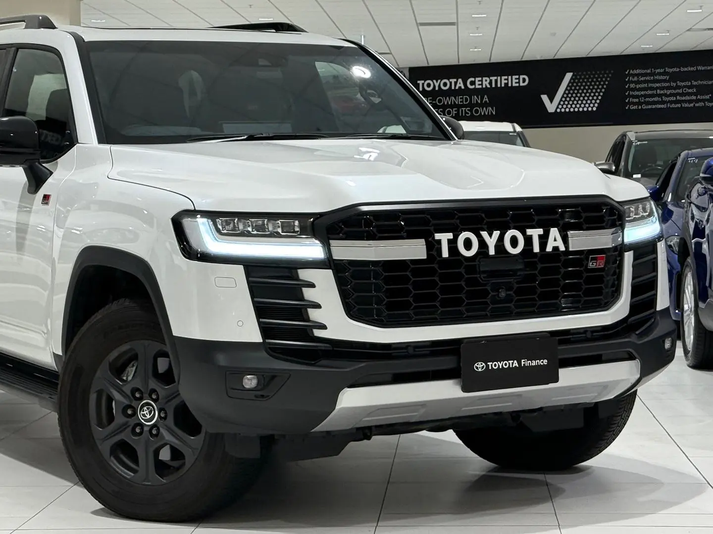 2023 Toyota Landcruiser Gallery Image 3