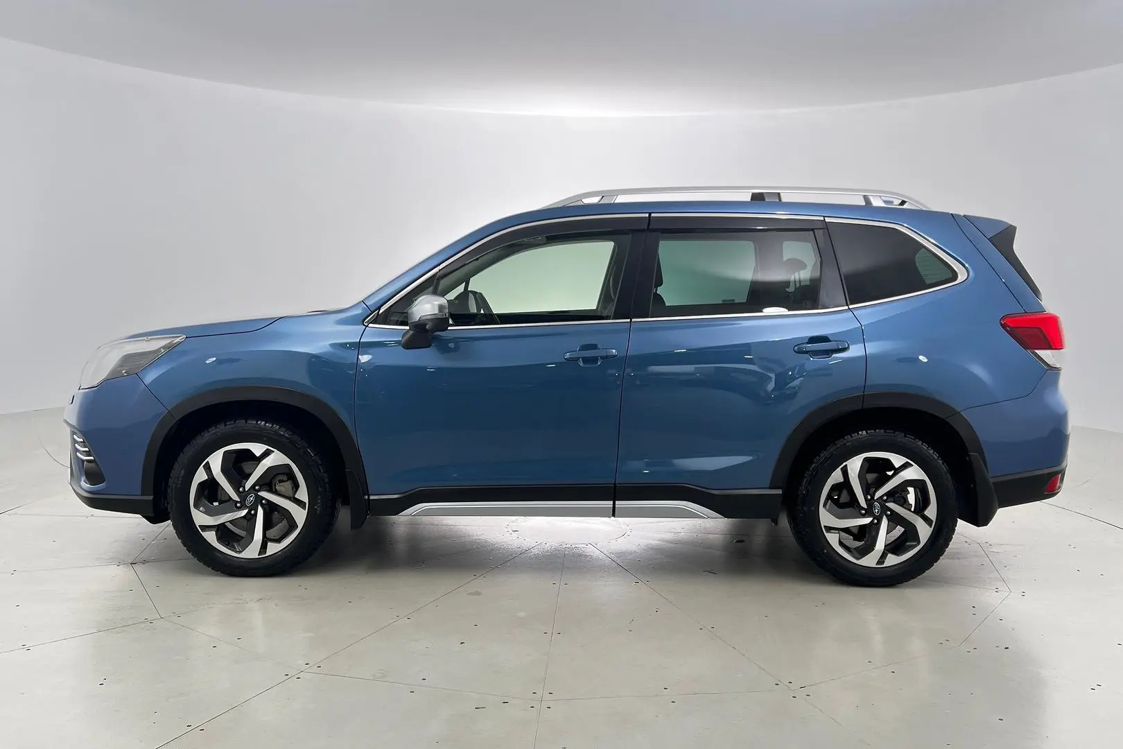 2023 Subaru Forester Gallery Image 8