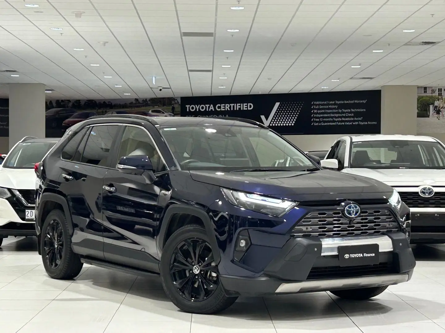 2023 Toyota RAV4 Gallery Image 1