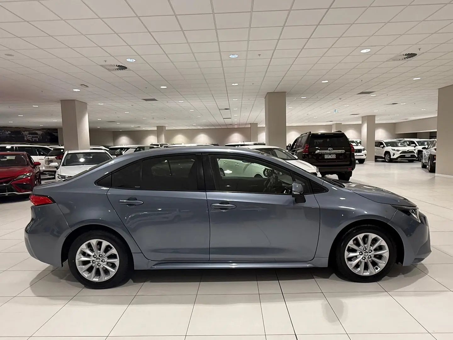2021 Toyota Corolla Gallery Image 2