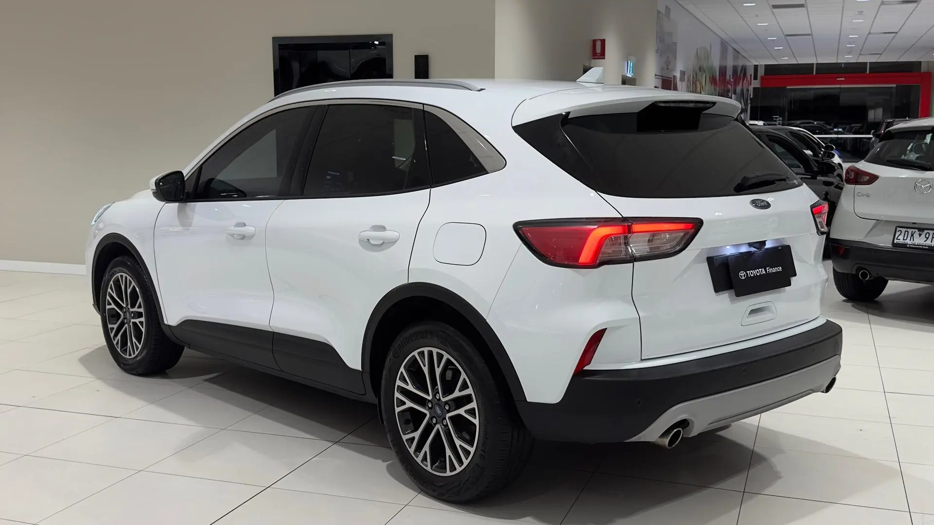 2021 Ford Escape Gallery Image 8