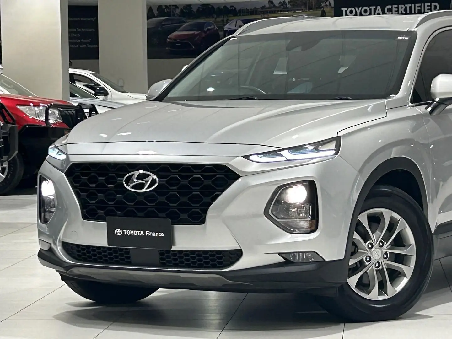 2020 Hyundai Santa Fe Gallery Image 7
