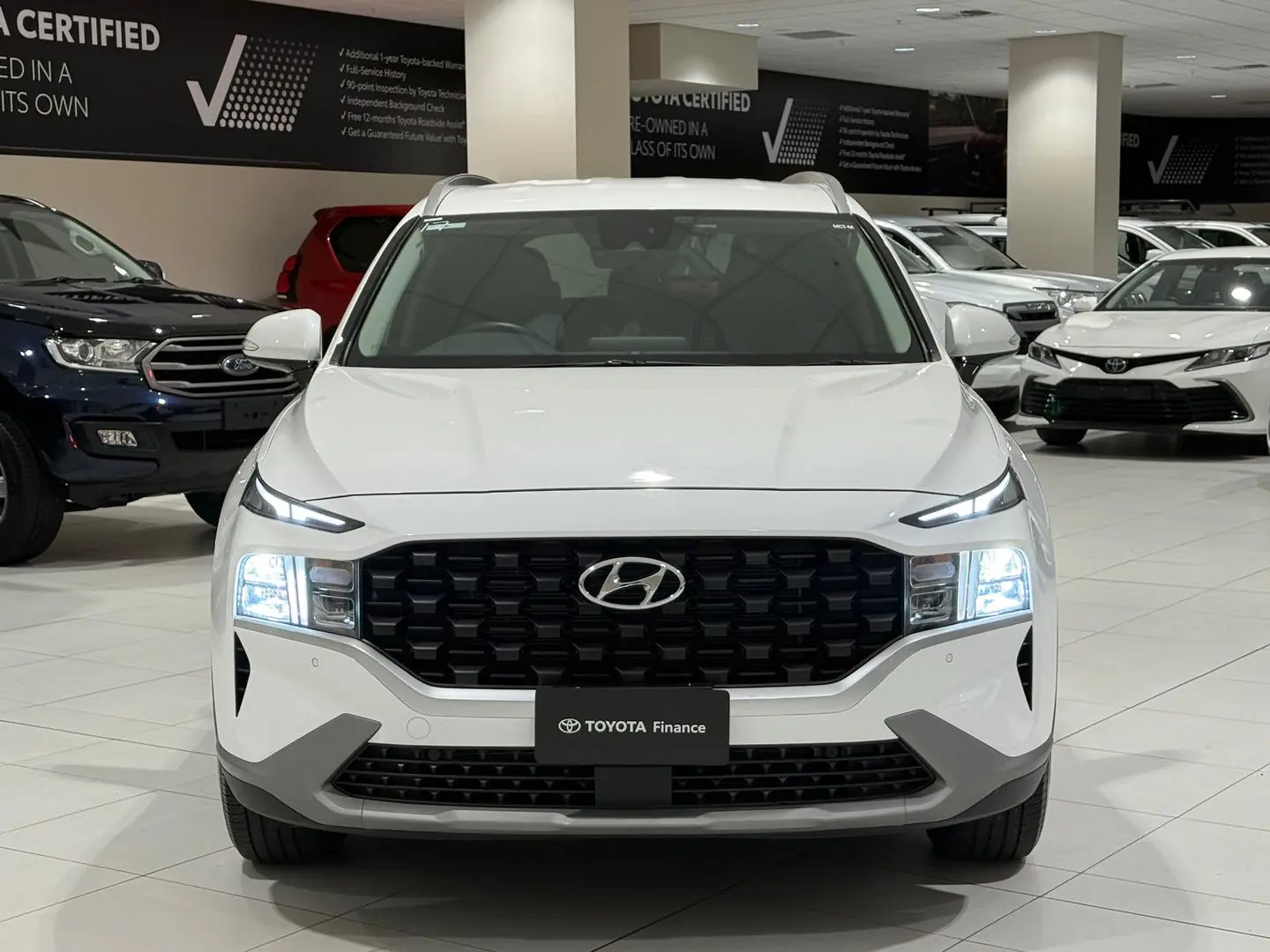 2021 Hyundai Santa Fe Gallery Image 4