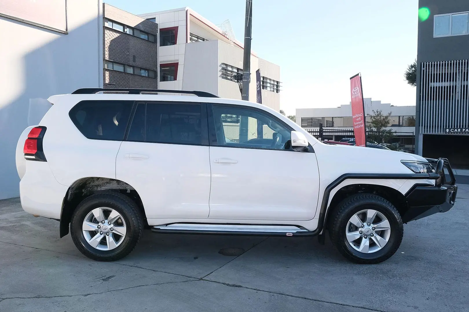 2019 Toyota Landcruiser Prado Gallery Image 5