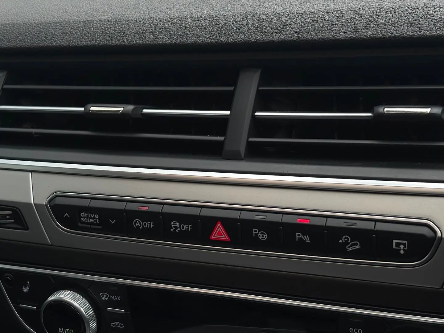 2017 Audi Q7 Gallery Image 24