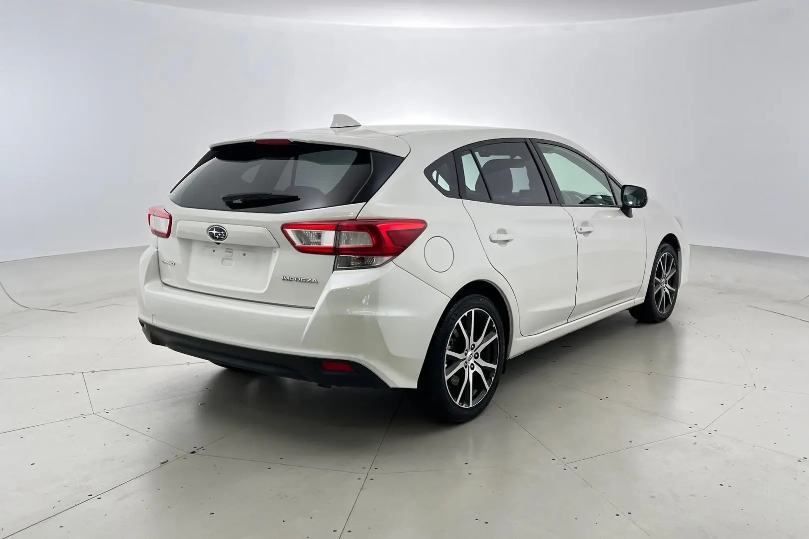 2017 Subaru Impreza Gallery Image 4