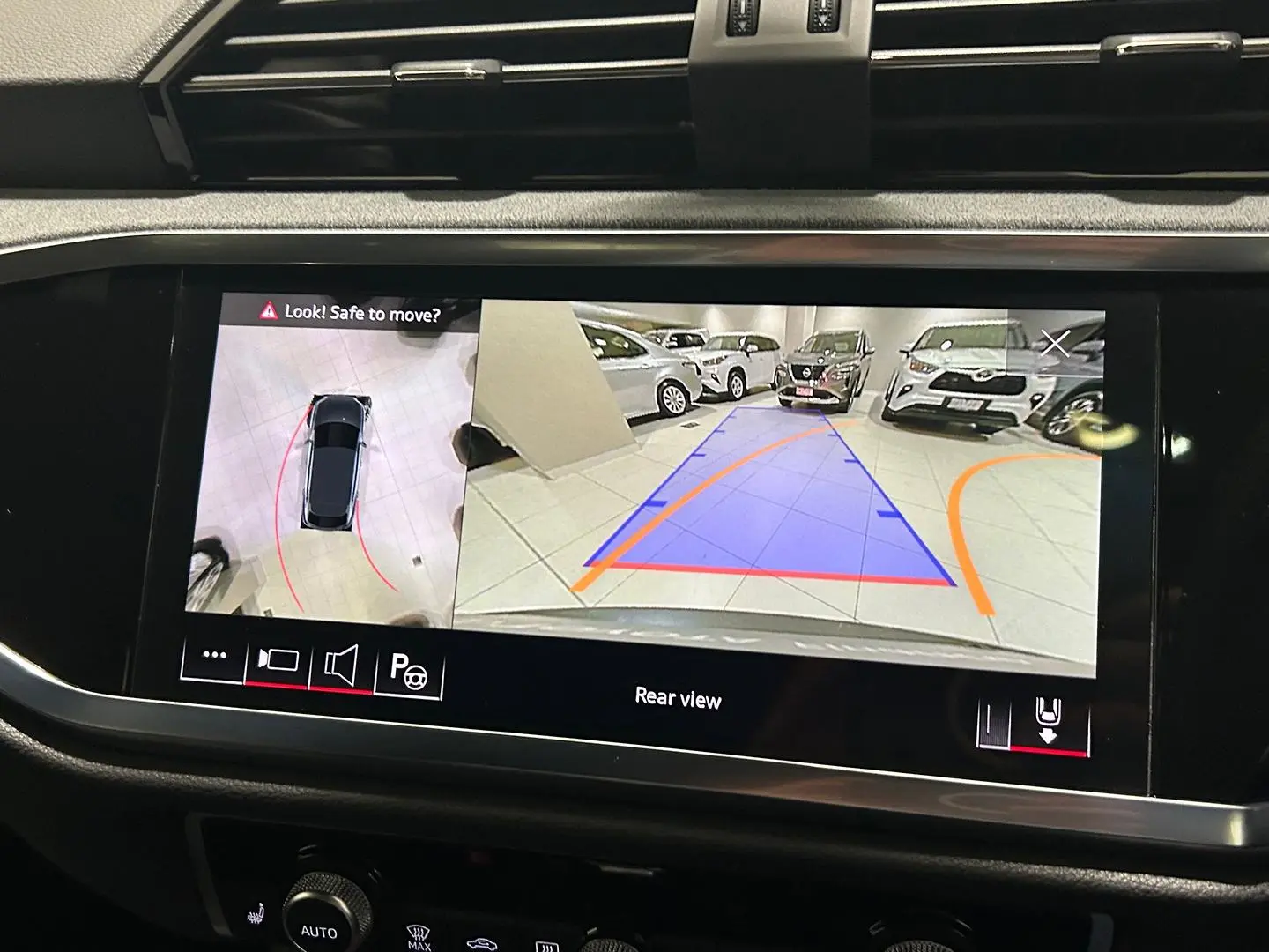 2024 Audi Q3 Gallery Image 15
