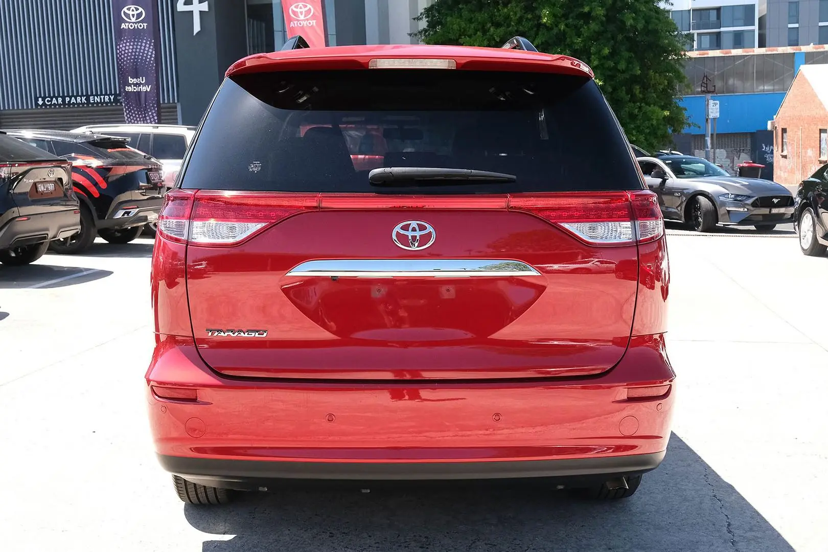 2019 Toyota Tarago Gallery Image 4