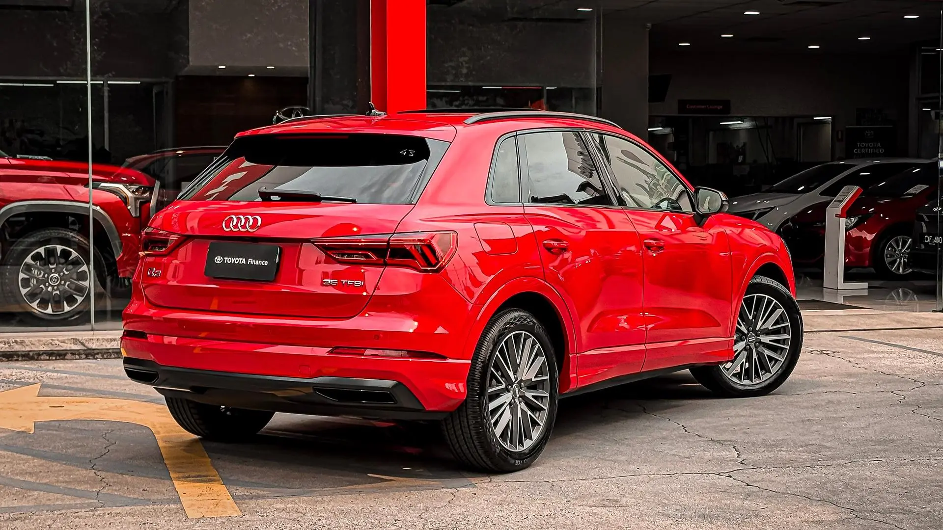 2020 Audi Q3 Gallery Image 8