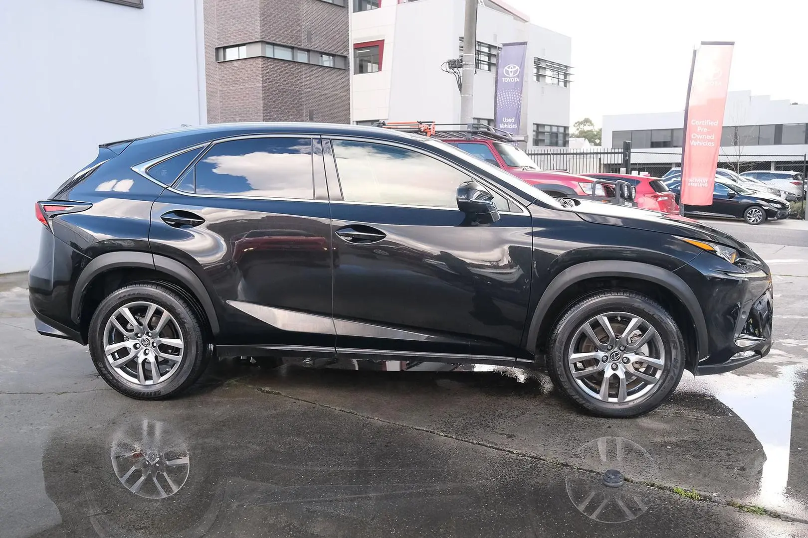 2019 Lexus NX Gallery Image 5
