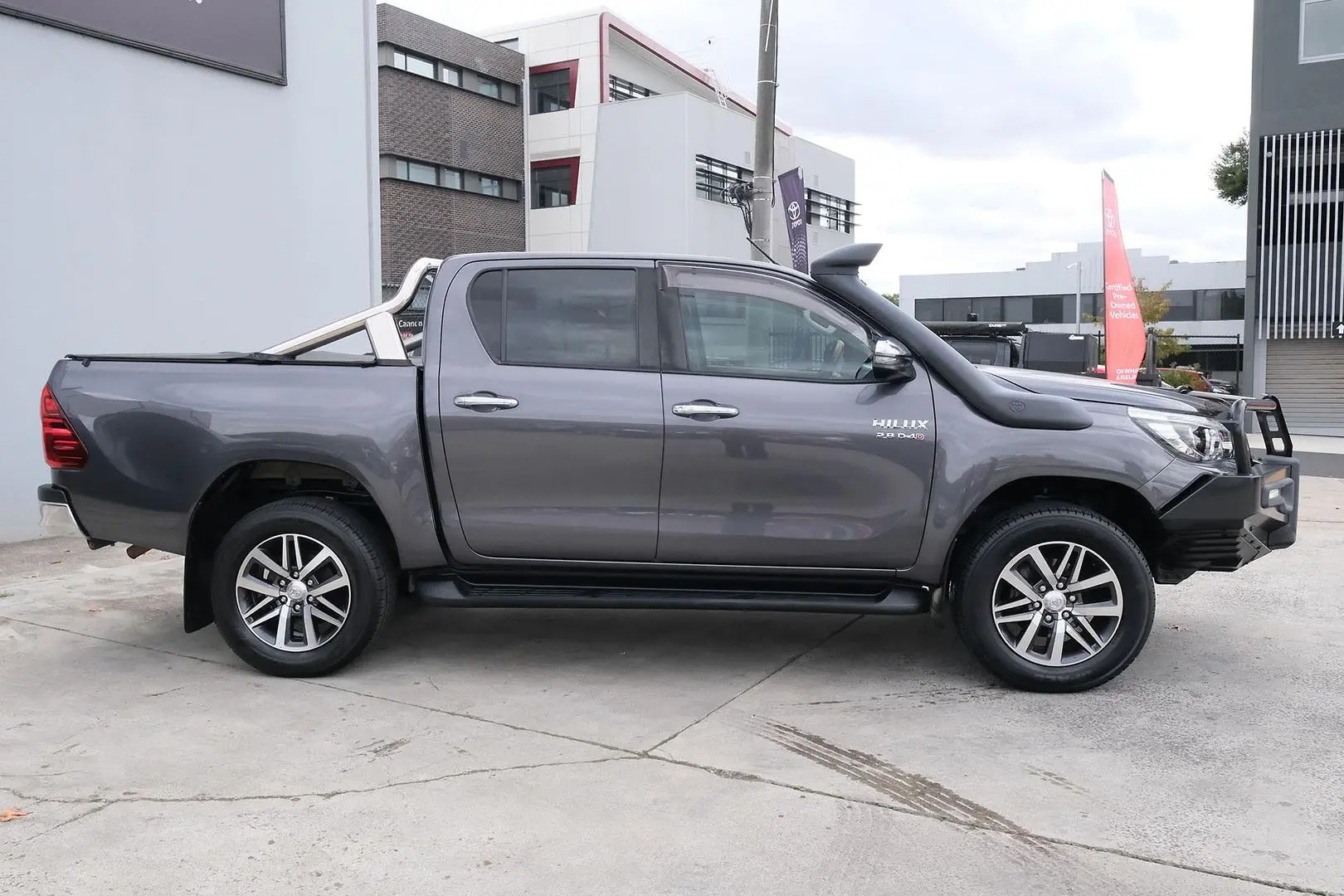 2020 Toyota Hilux Gallery Image 5