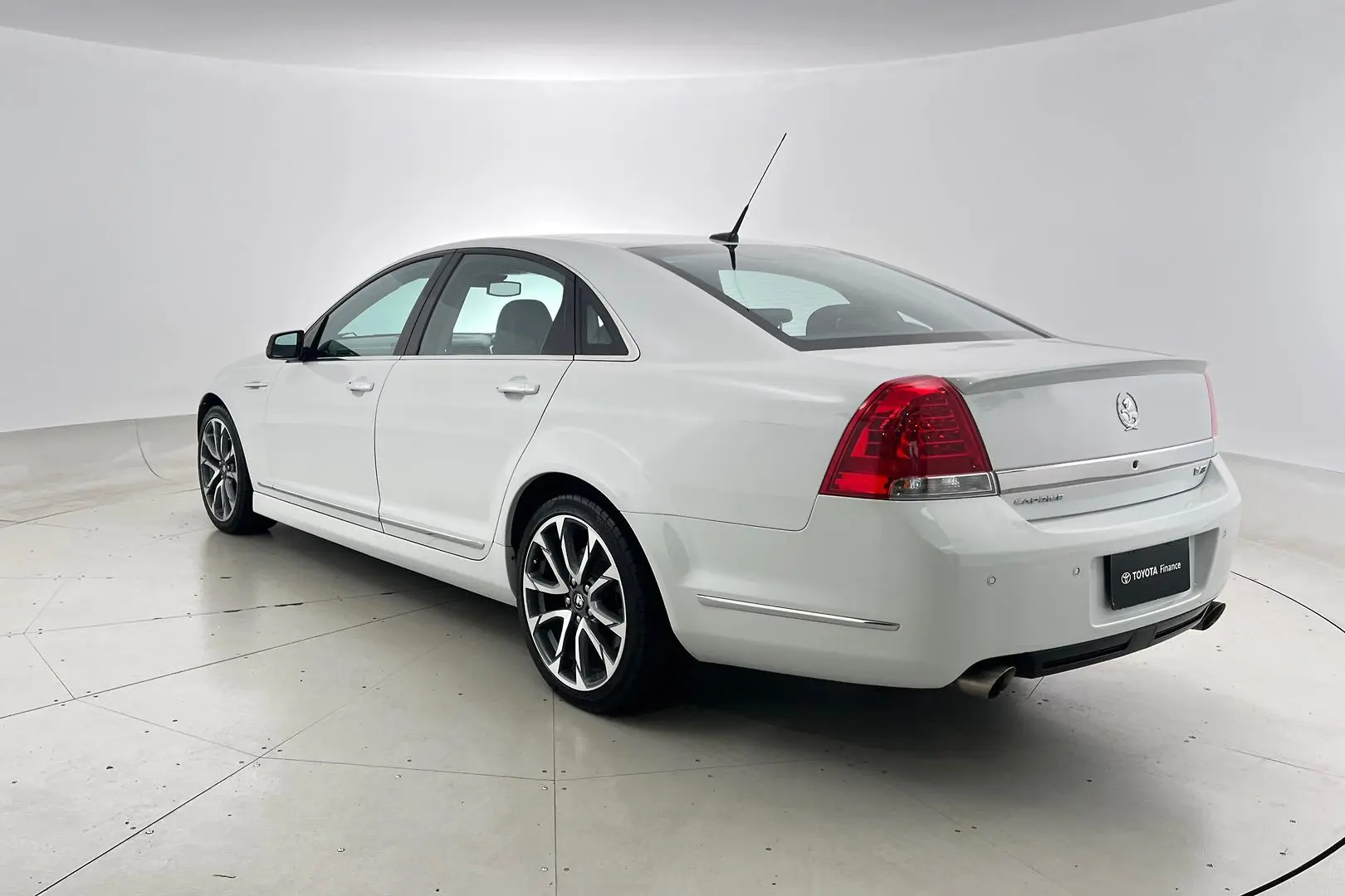 2016 Holden Caprice Gallery Image 7