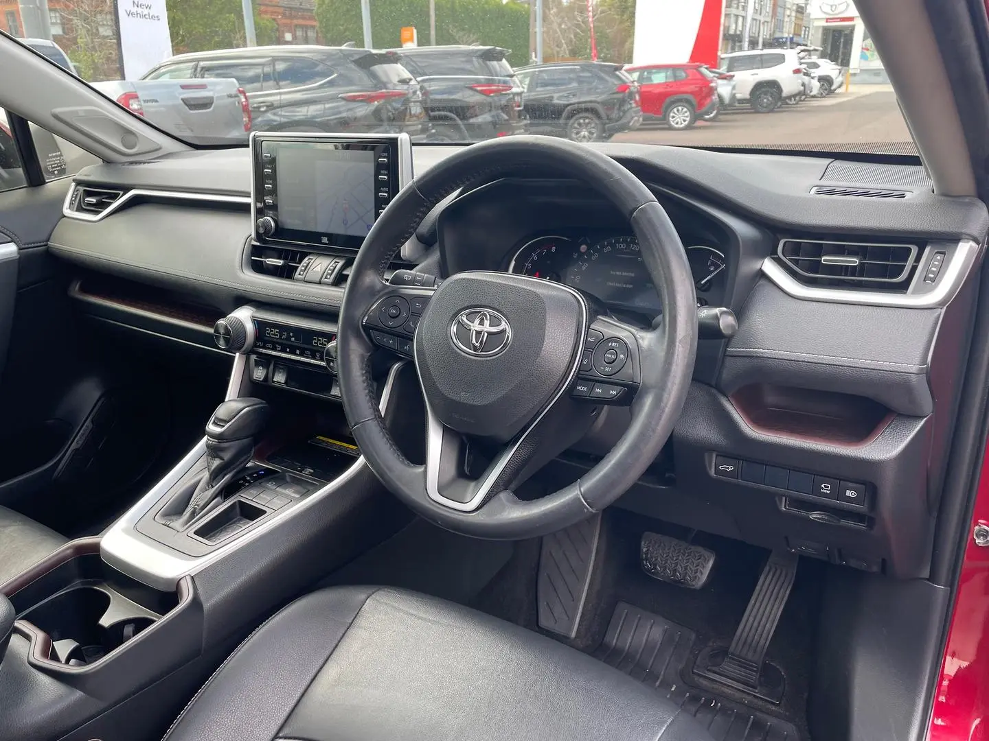 2019 Toyota RAV4 Gallery Image 17