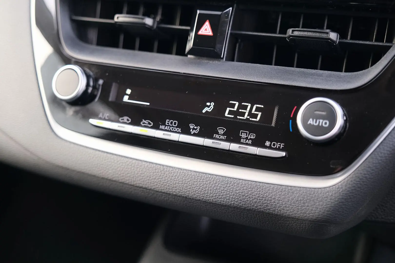 2024 Toyota Corolla Gallery Image 20