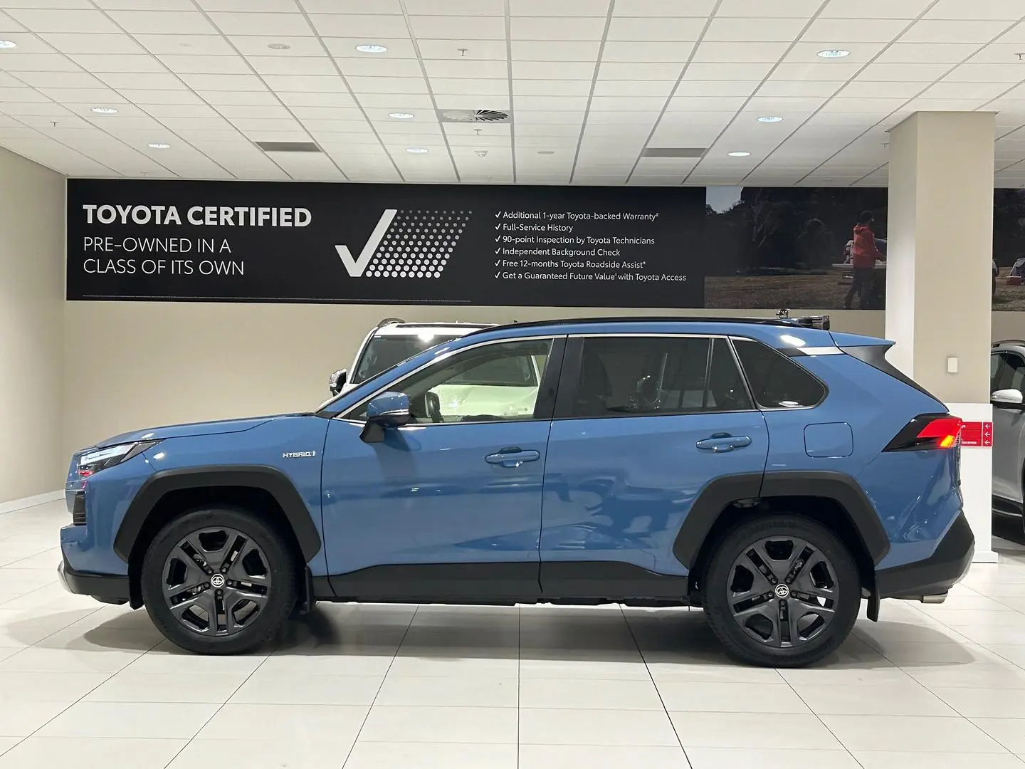 2024 Toyota RAV4 Gallery Image 6