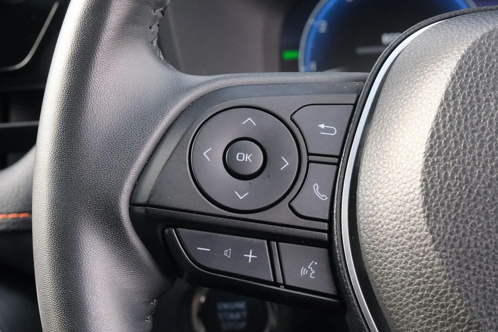 2024 Toyota RAV4 Gallery Image 16