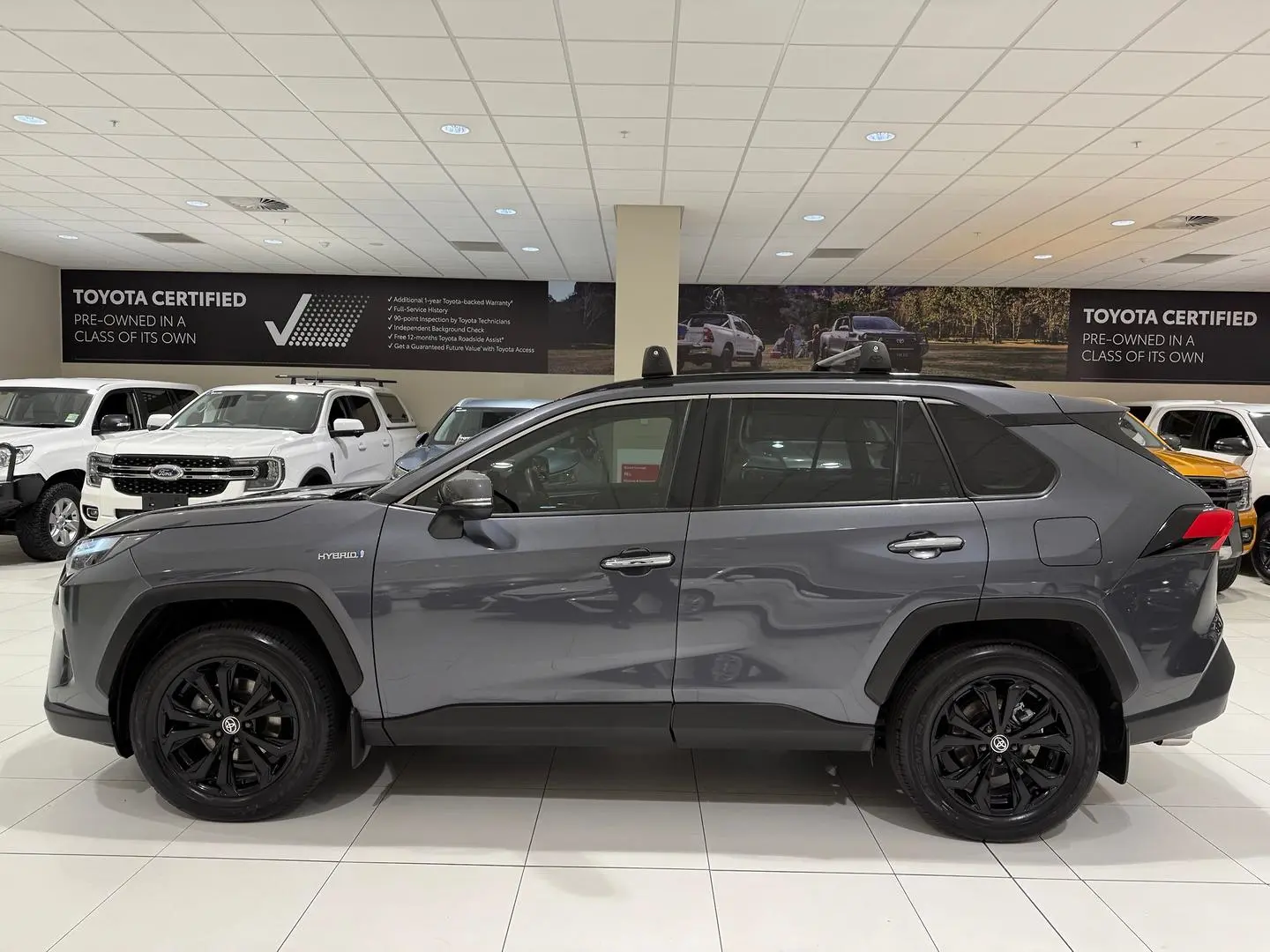 2024 Toyota RAV4 Gallery Image 6