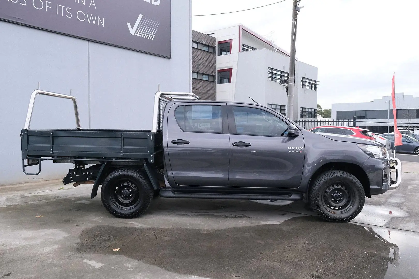 2019 Toyota Hilux Gallery Image 5