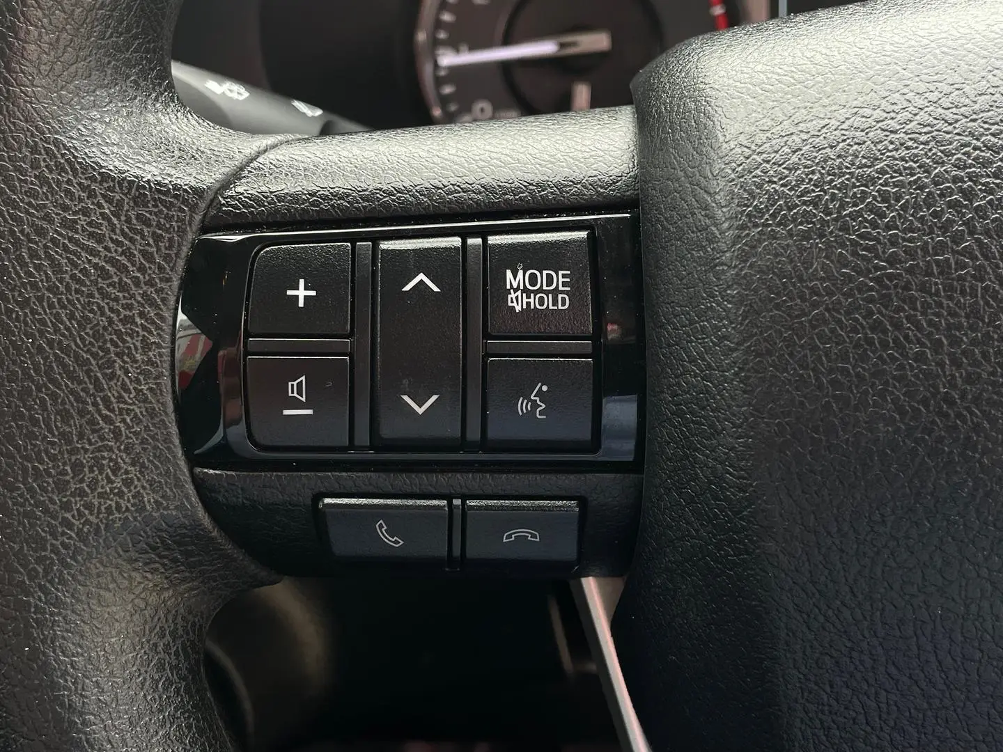 2023 Toyota Hilux Gallery Image 17