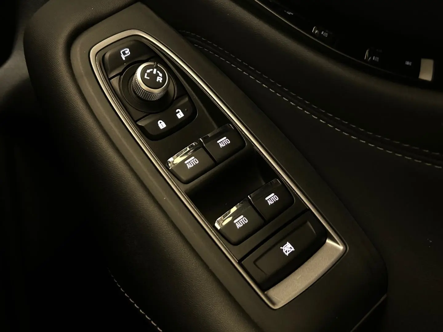 2023 Subaru Outback Gallery Image 25