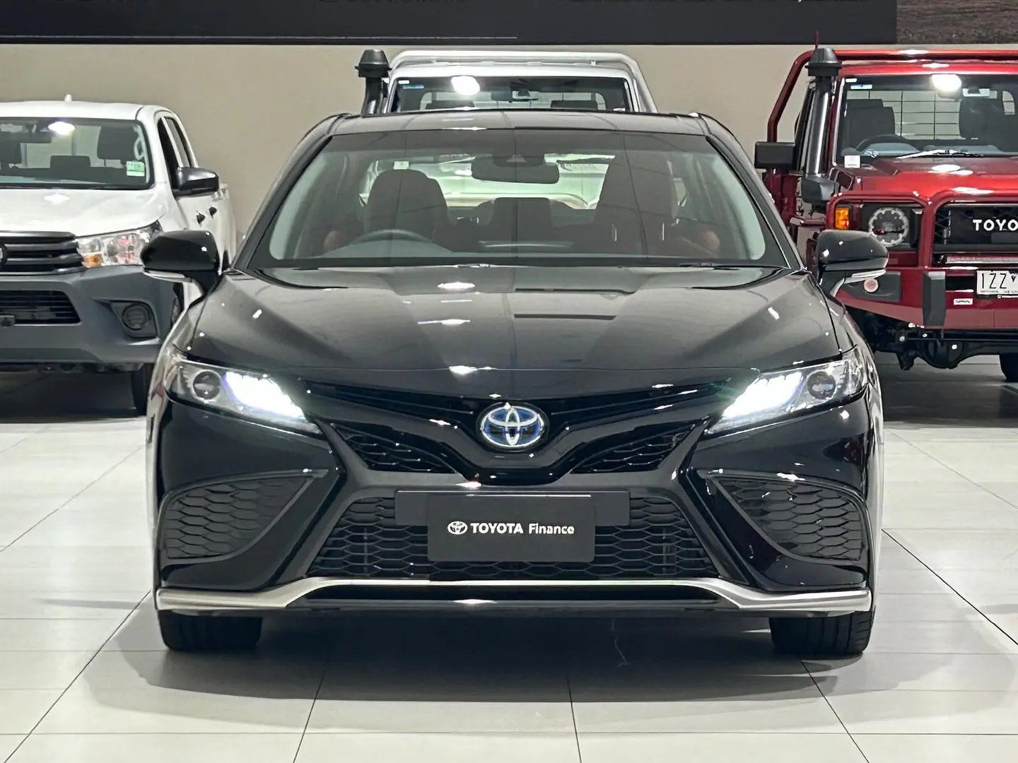 2023 Toyota Camry Gallery Image 4