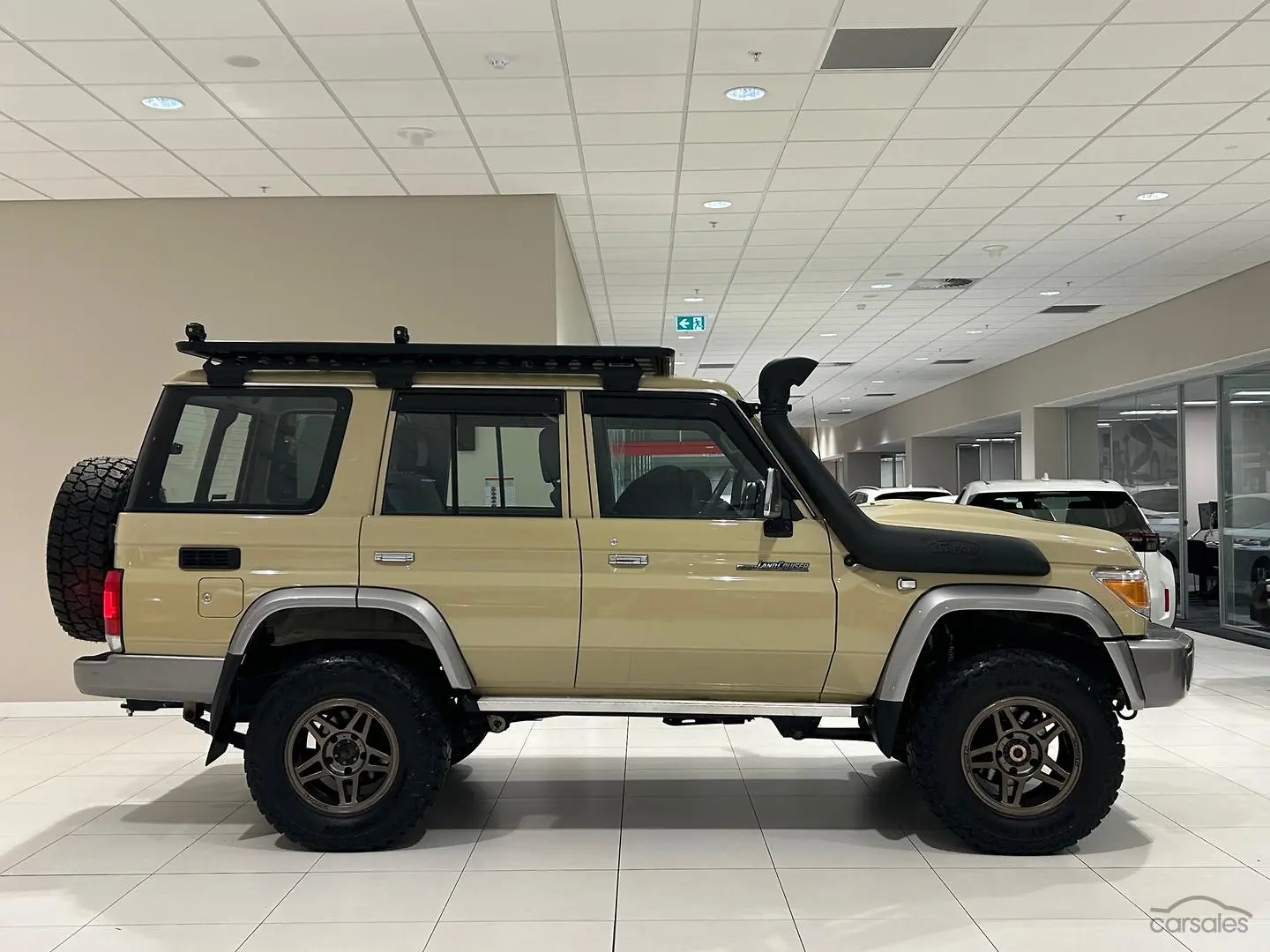 2020 Toyota Landcruiser Image 2