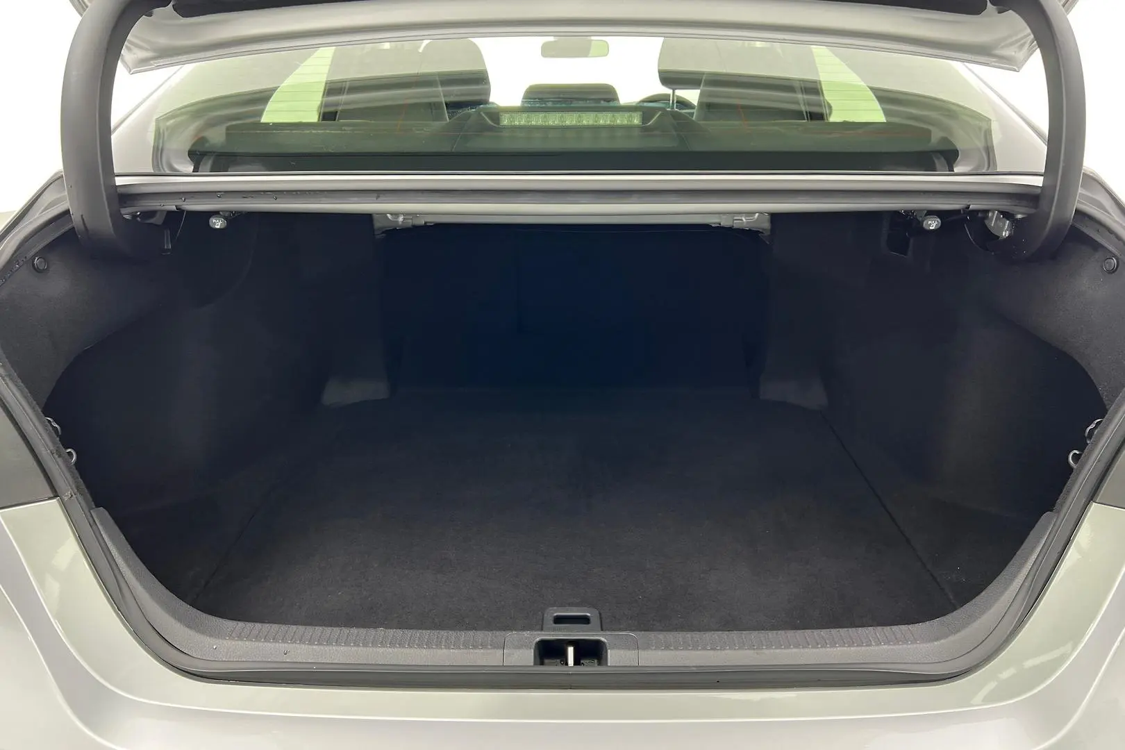 2024 Toyota Camry Gallery Image 24