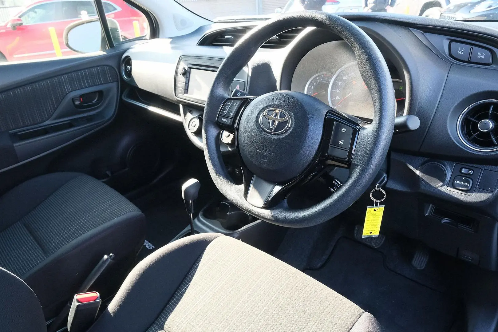 2017 Toyota Yaris Gallery Image 7