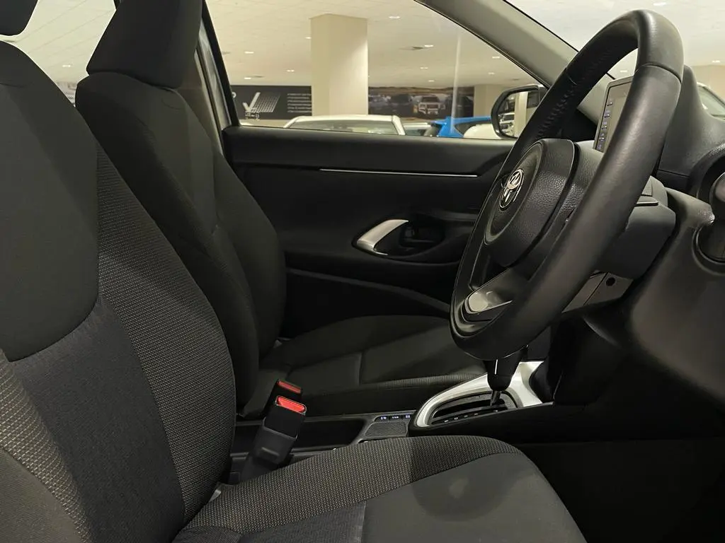 2023 Toyota Yaris Cross Gallery Image 11
