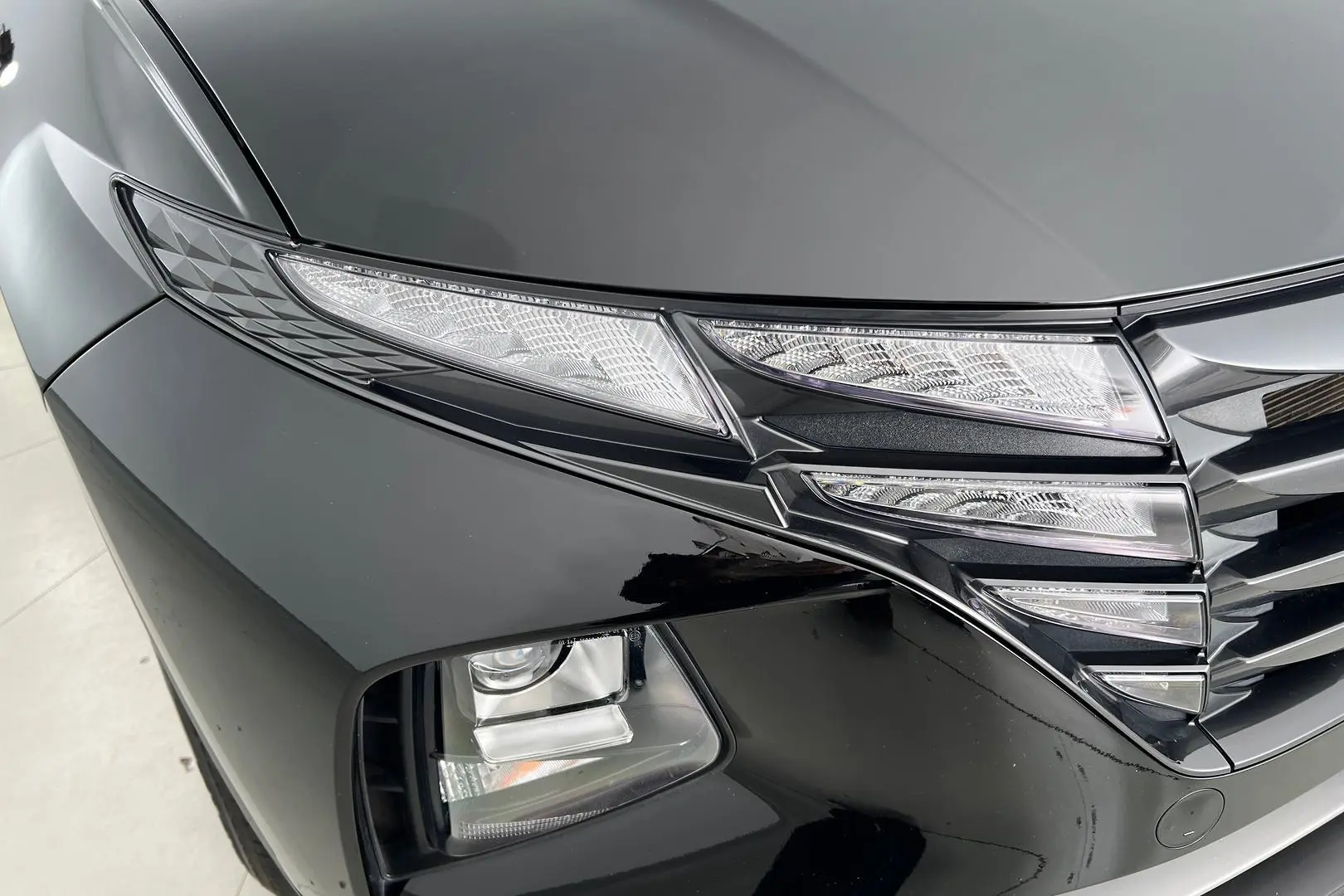 2021 Hyundai Tucson Gallery Image 2