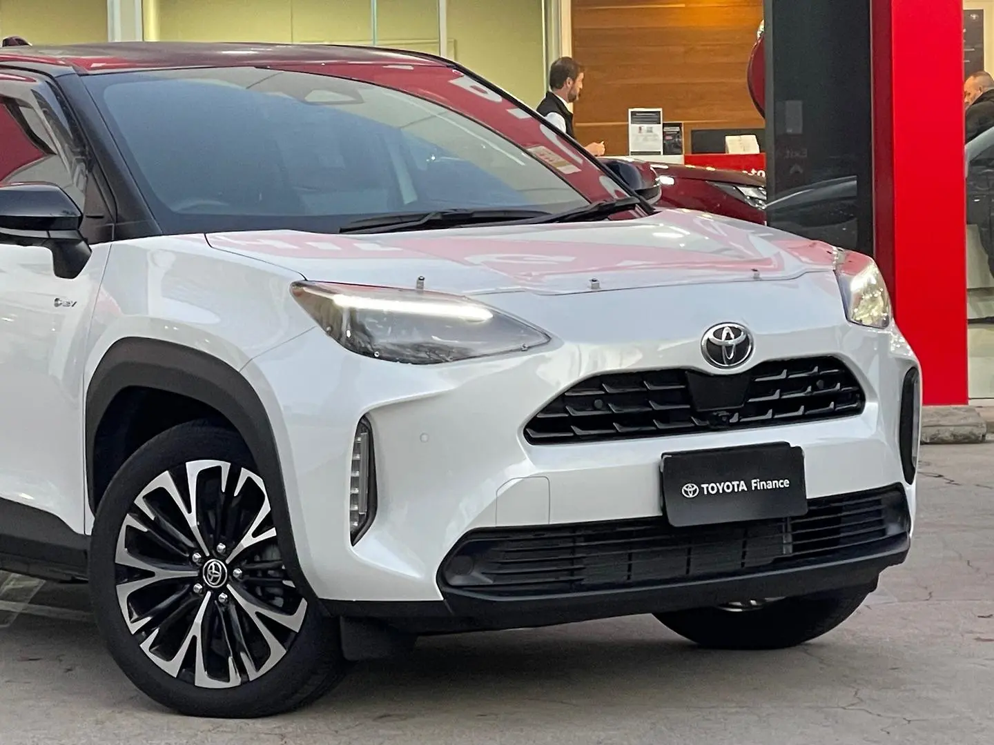 2024 Toyota Yaris Cross Gallery Image 3