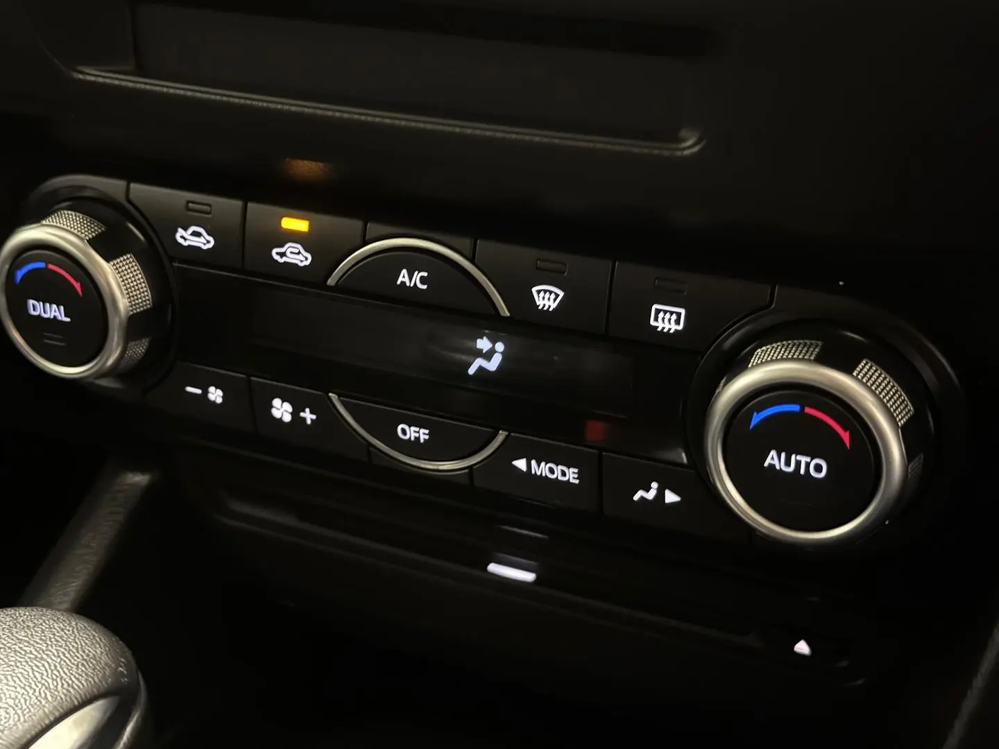 2014 Mazda 3 Gallery Image 18