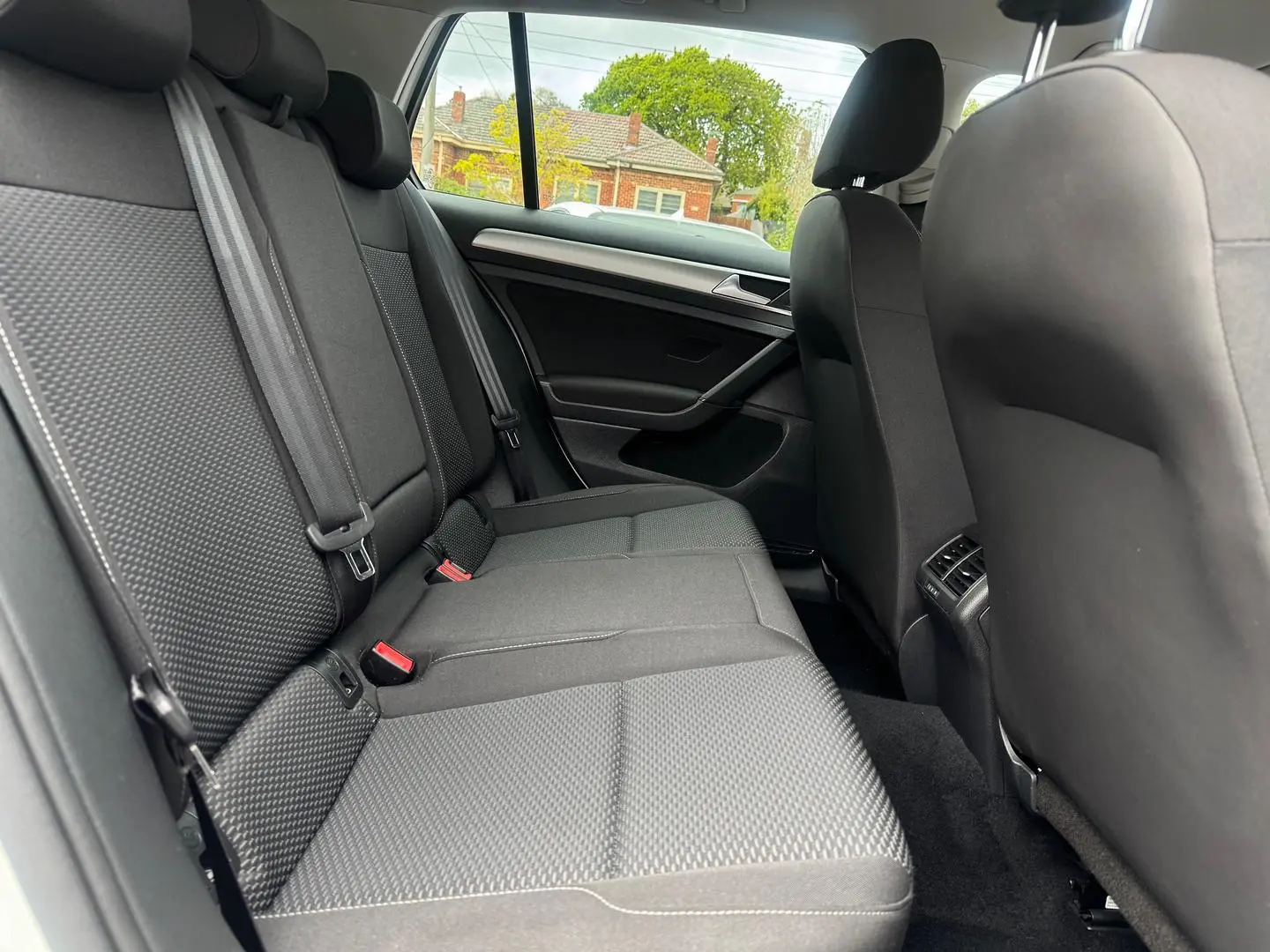 2018 Volkswagen Golf Gallery Image 21