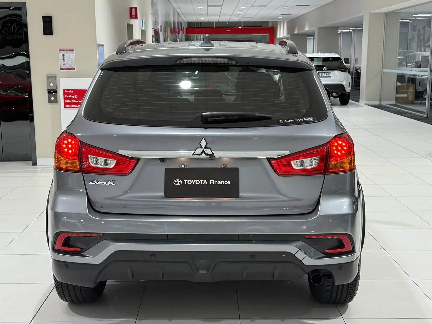 2019 Mitsubishi Asx Gallery Image 9